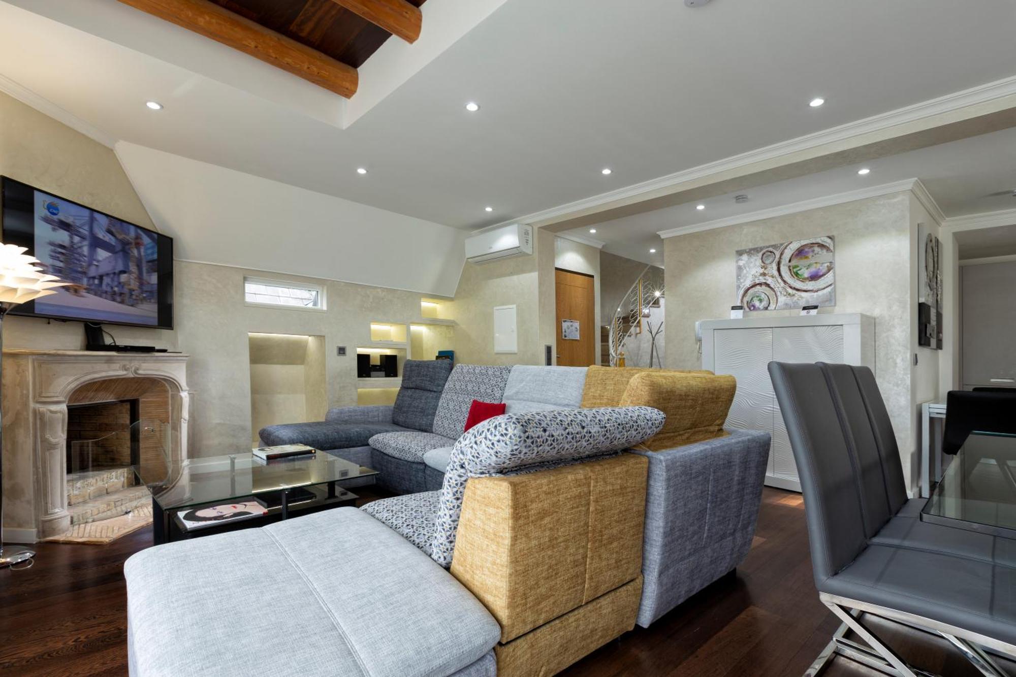 The Queen Luxury - Vinicia Appartement