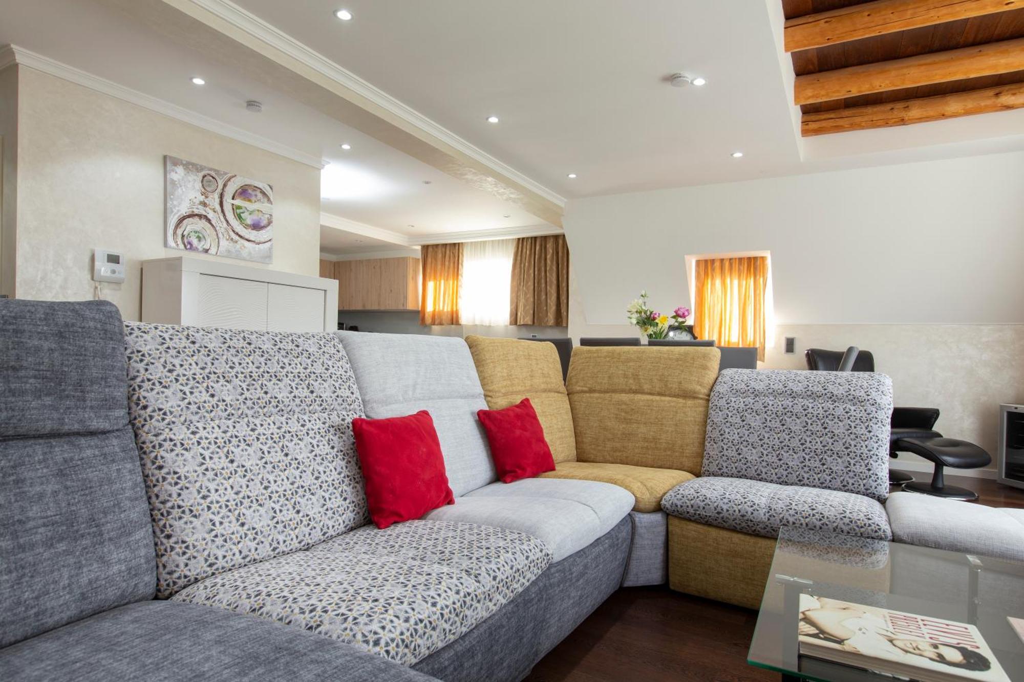 The Queen Luxury - Vinicia Appartement Luxemburg